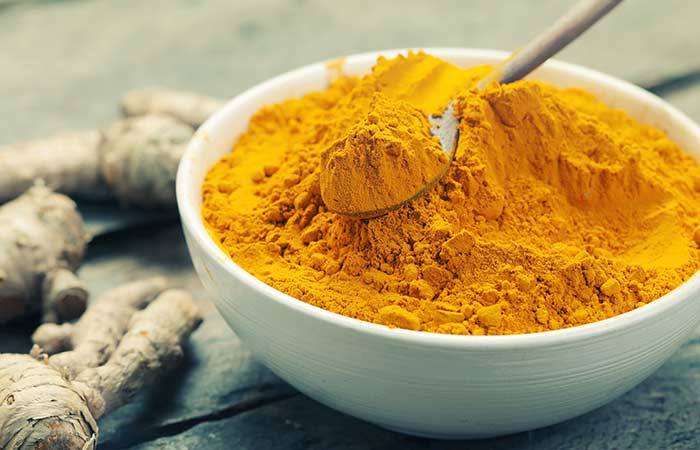 Turmeric for dark underarms