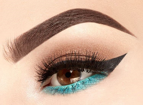 Bright semi smokey cat eye