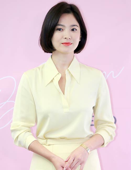 Jaw-length bob on Korean short hair